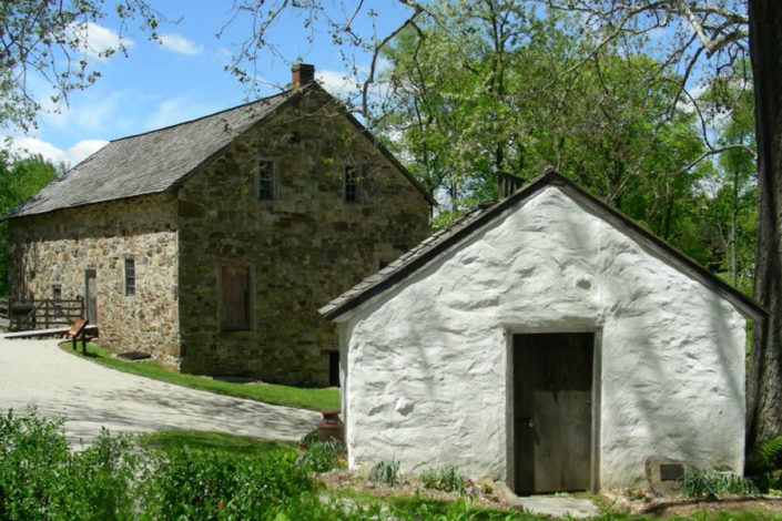 homes for sale horseshoe trail chester springs pa